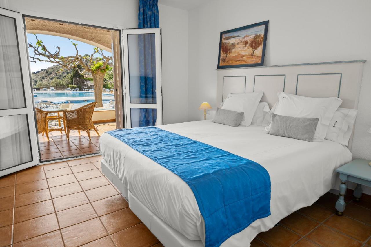 Hotel Calina Cadaques Ngoại thất bức ảnh