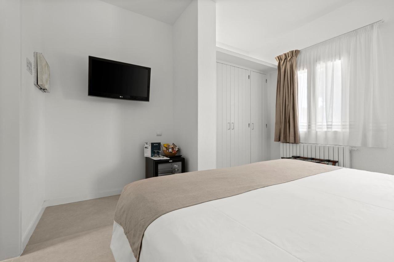 Hotel Calina Cadaques Ngoại thất bức ảnh
