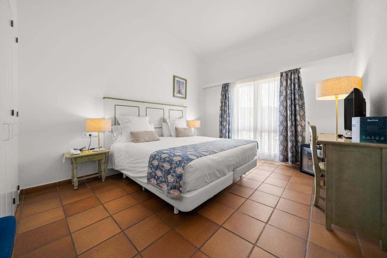 Hotel Calina Cadaques Ngoại thất bức ảnh