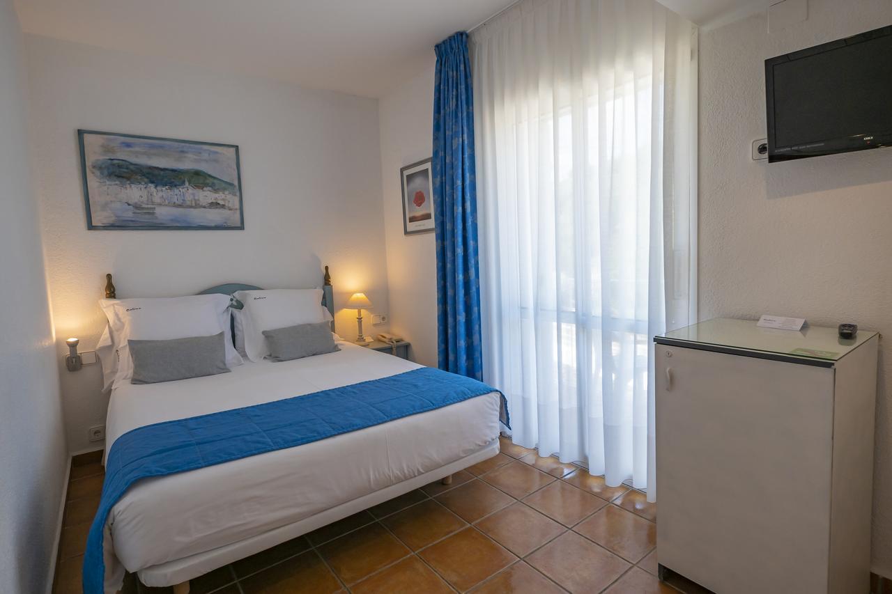 Hotel Calina Cadaques Ngoại thất bức ảnh